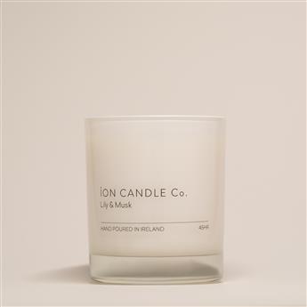Ion Candle Lily &amp; Musk 