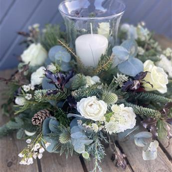 White Frosted Glow Lantern Centrepiece 